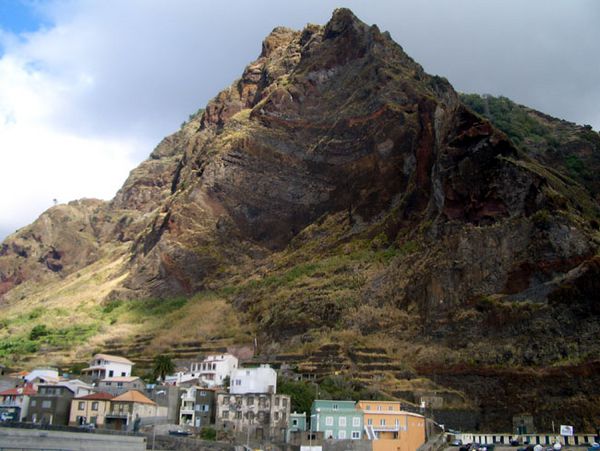 Steile Felswand in Paul do Mar - Madeira