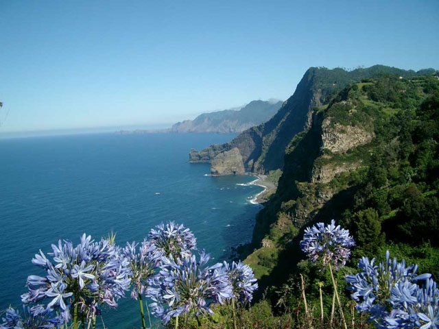 Herrlicher Ausblick auf die Küste von Madeira